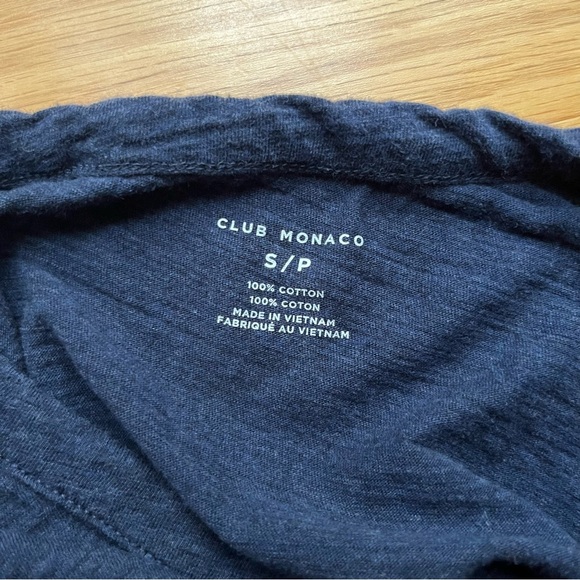 Club Monaco Men’s Long Sleeve Henley - Picture 3 of 3